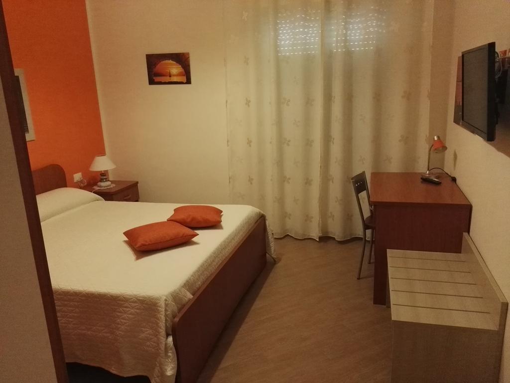 L'Oasi Del Porto Bed & Breakfast ตราปานี ภายนอก รูปภาพ