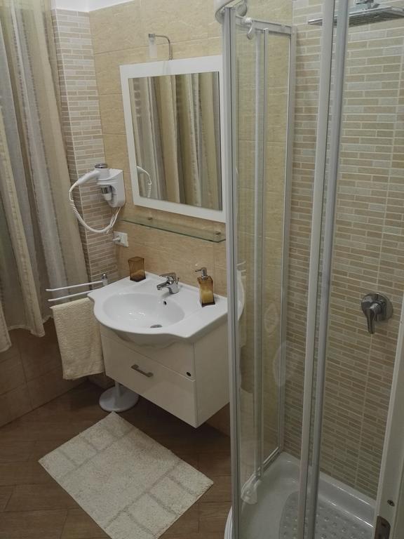 L'Oasi Del Porto Bed & Breakfast ตราปานี ภายนอก รูปภาพ